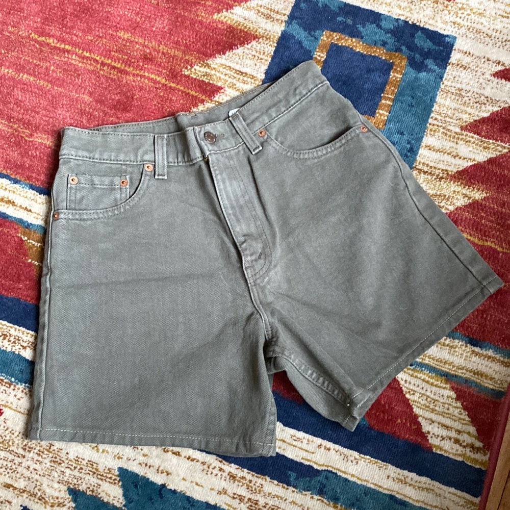 Levi’s Olive Green Denim 550 Shorts